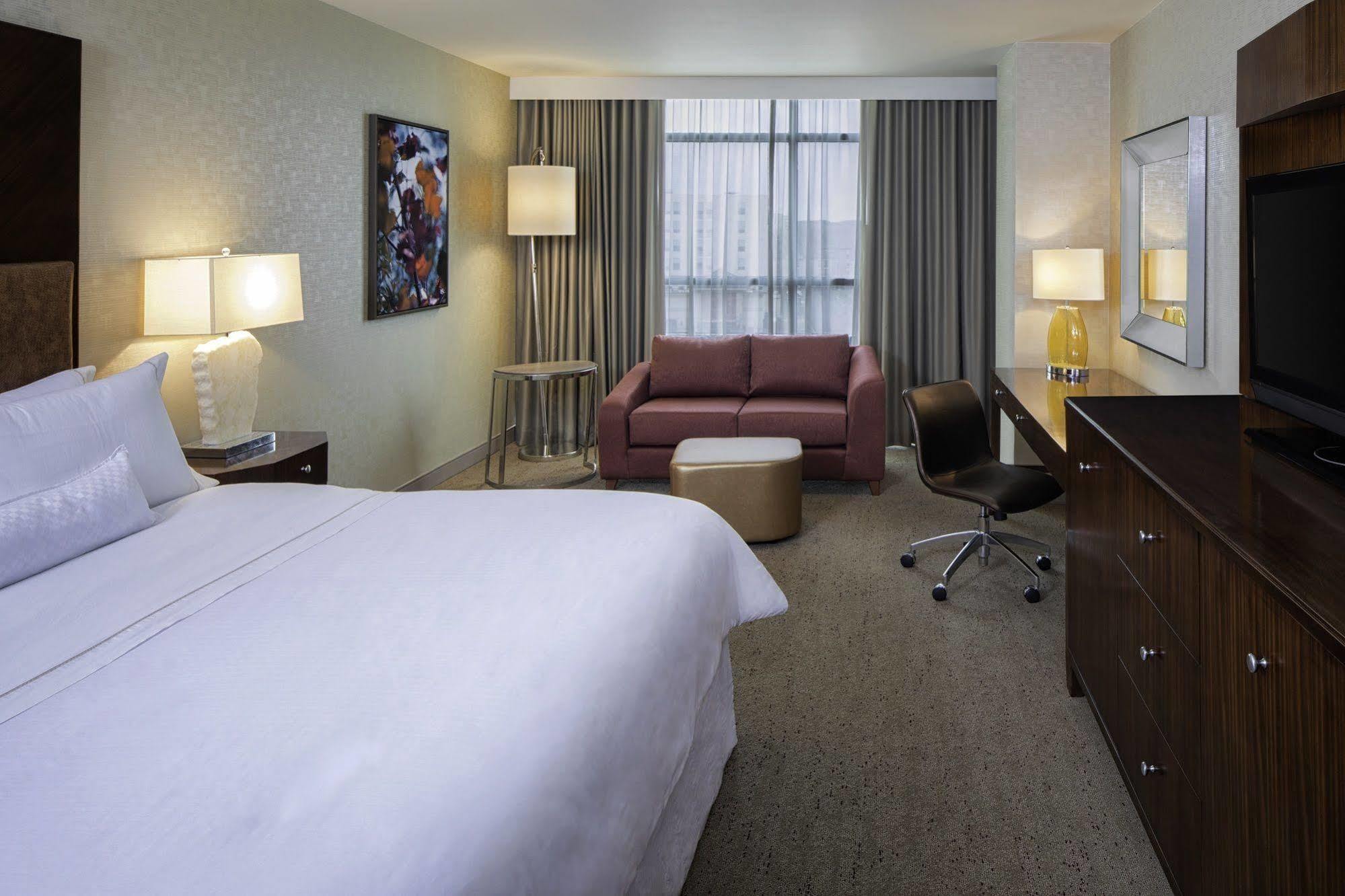 The Westin Mount Laurel Hotel Kültér fotó
